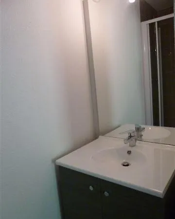 Foret Apartment *